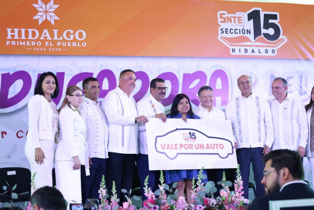 Menchaca Salazar refrenda alianza con el magisterio para impulsar la transformación educativa