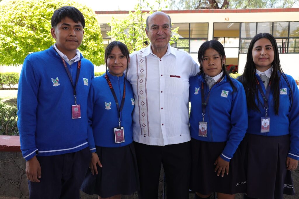 Fortalece SEPH escuelas de Tecozautla con inversión superior a 4 mdp